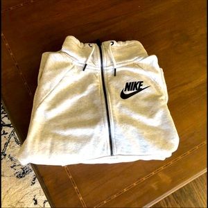 Nike sweatshirt
